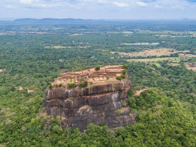 Sigiriya lion rock