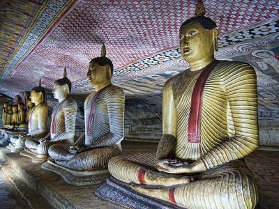1488px-Buddha_Dambulla_1
